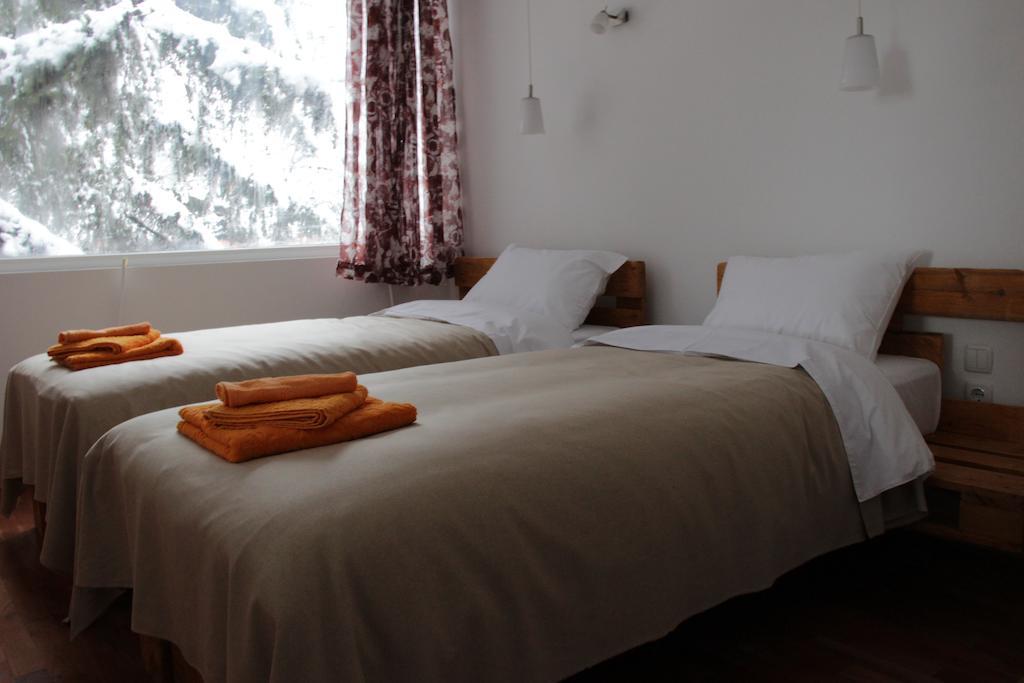 Villa "Forest Way" Pirdop 部屋 写真